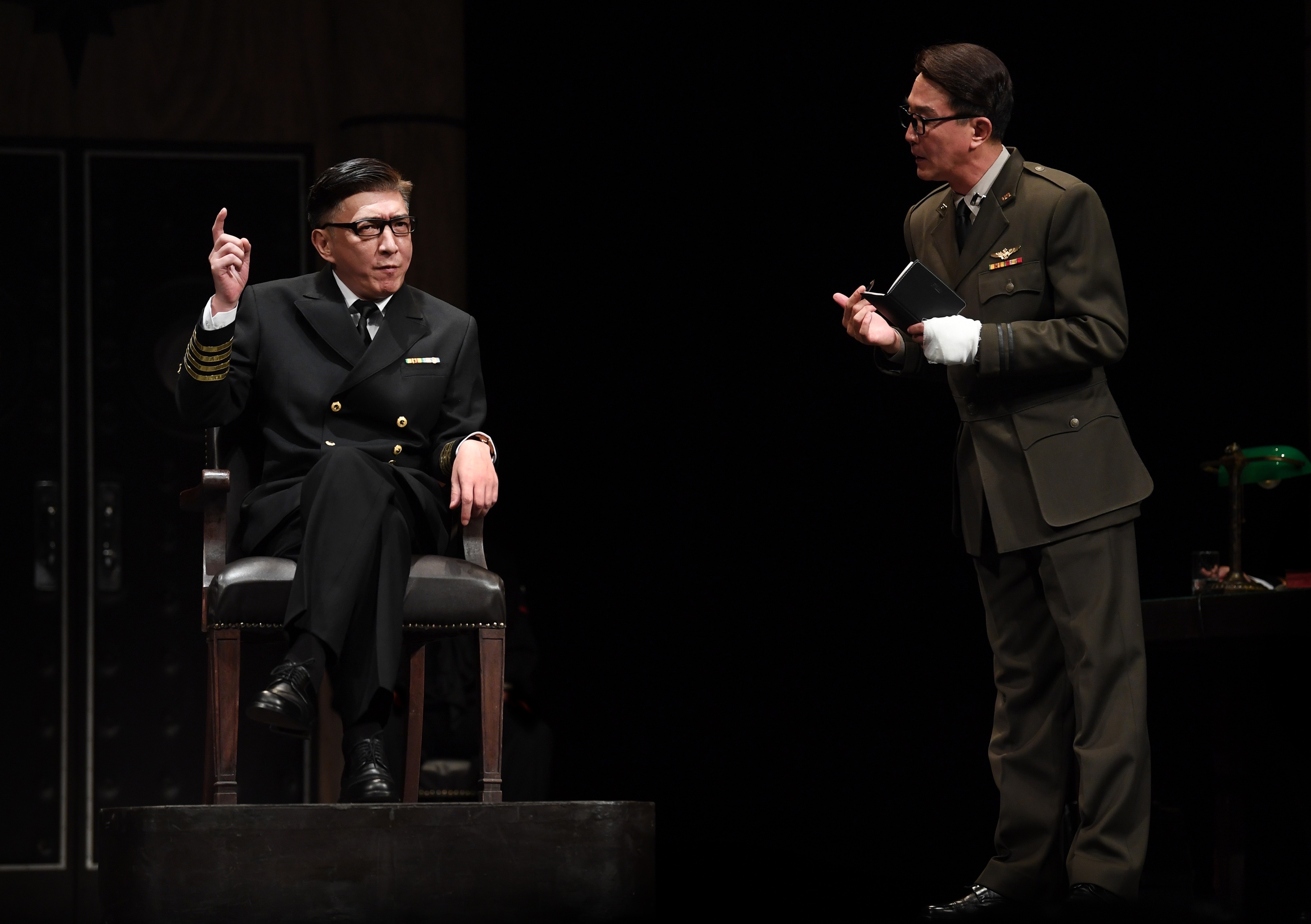 经典话剧《哗变》再登人艺舞台，导演席仍为任鸣而留