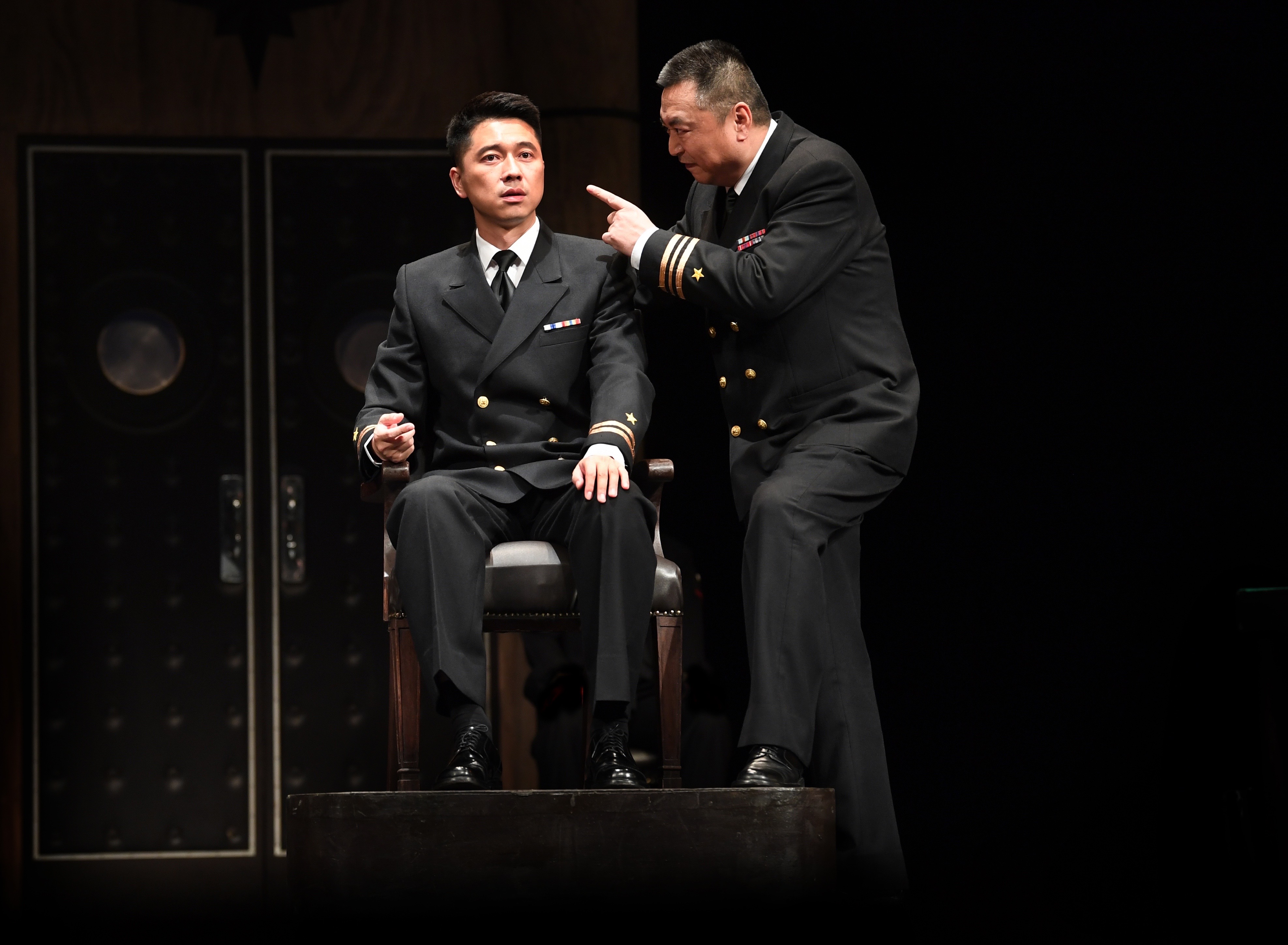 经典话剧《哗变》再登人艺舞台，导演席仍为任鸣而留