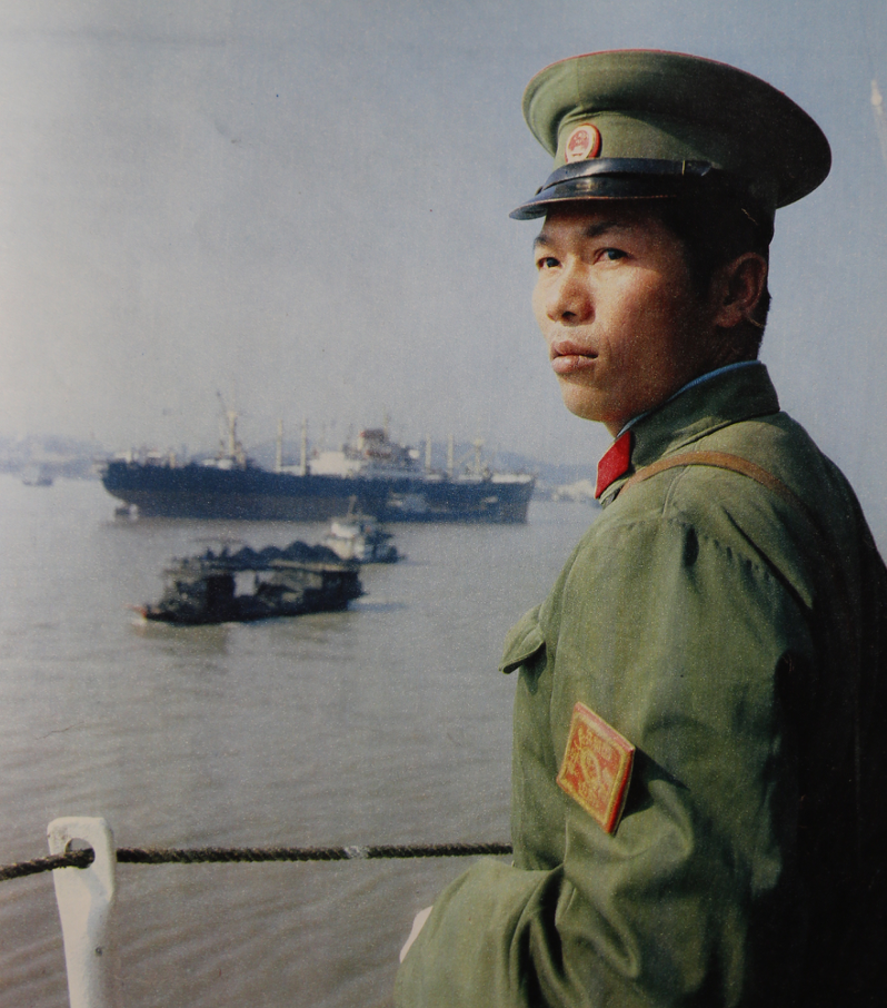 那些年,我们穿过的武警军装