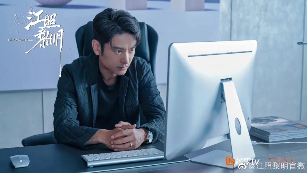 “斯文败类”真香，普普通通的霸总已经满足不了观众了