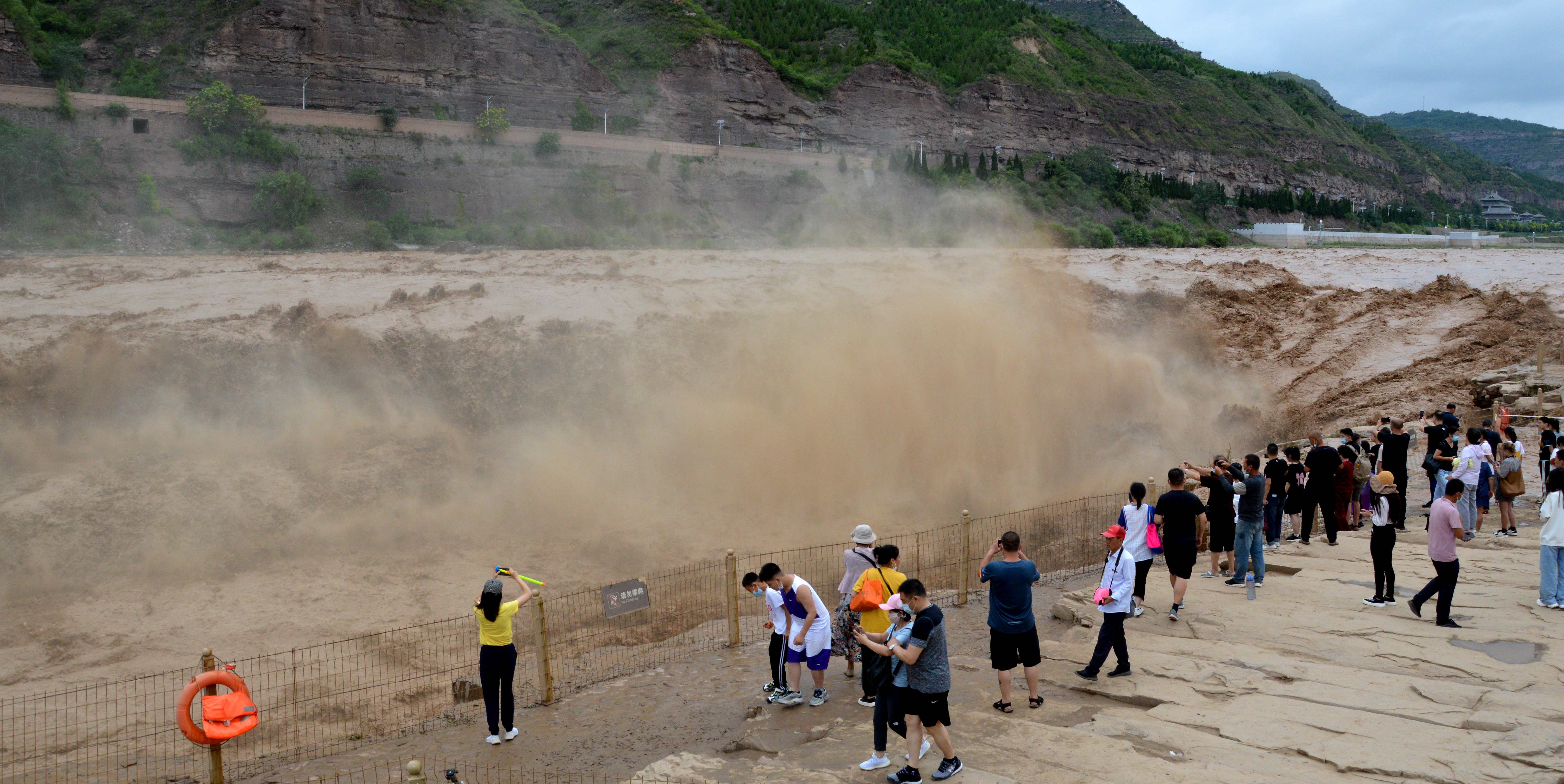 壶口瀑布在哪？位于陕西省宜川县壶口镇-第9张图片