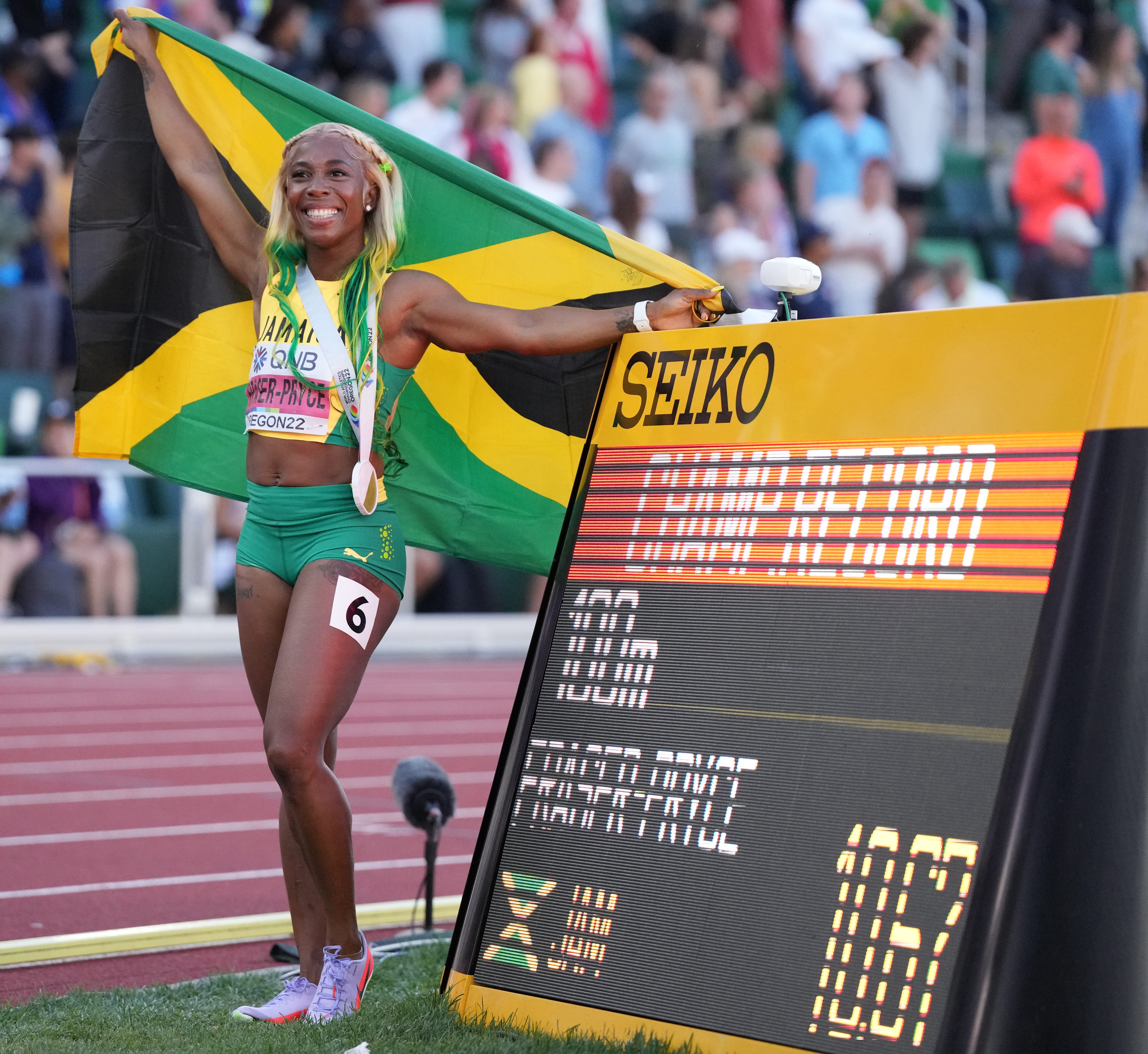 田径世锦赛弗雷泽夺得女子百米冠军
