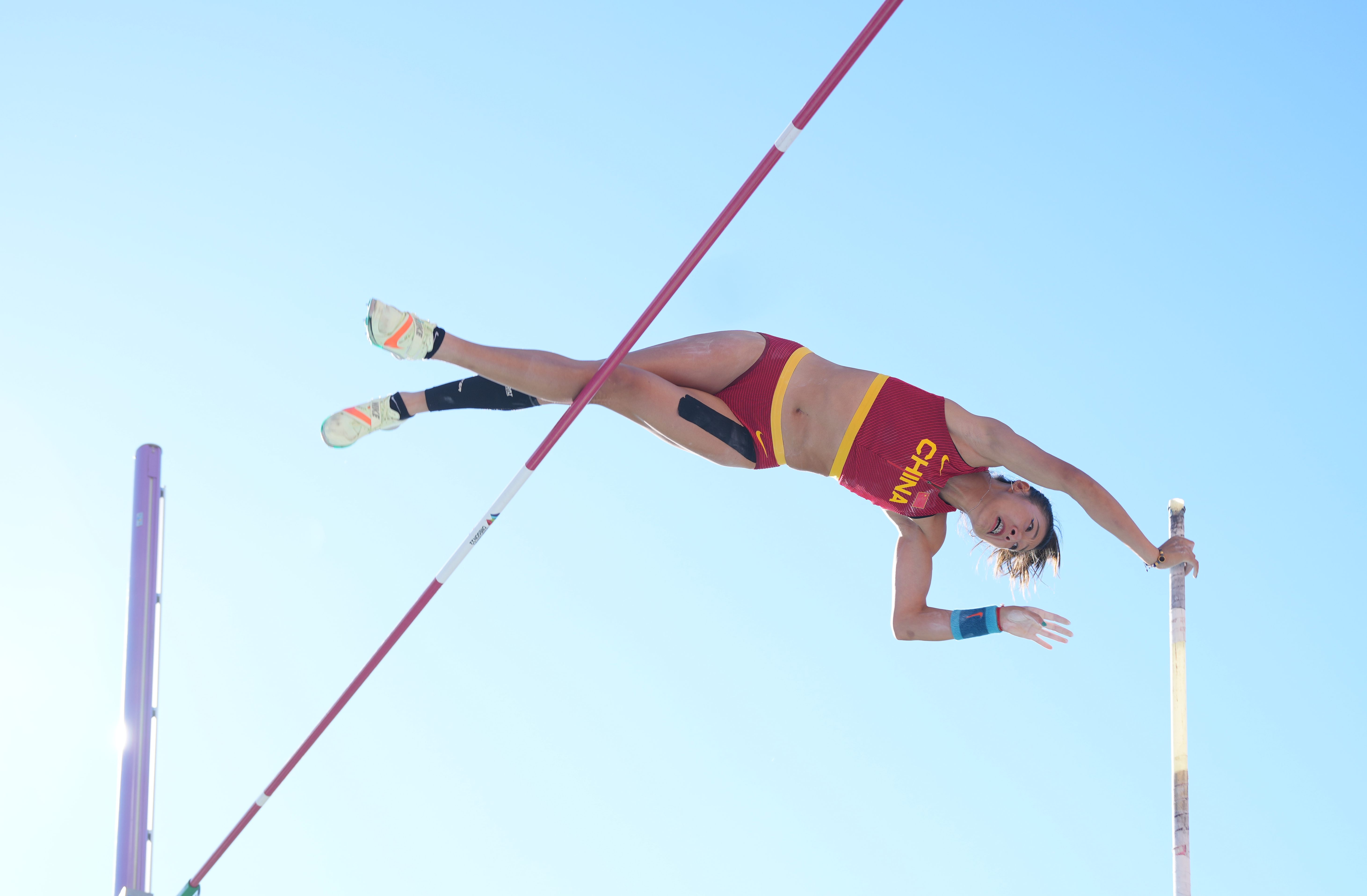 (田径世锦赛)(2)女子撑杆跳高决赛:徐惠琴获第13名