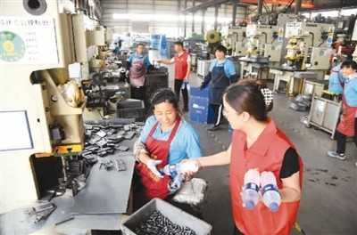 伏天到來，如何呵護(hù)高溫下的勞動(dòng)者？