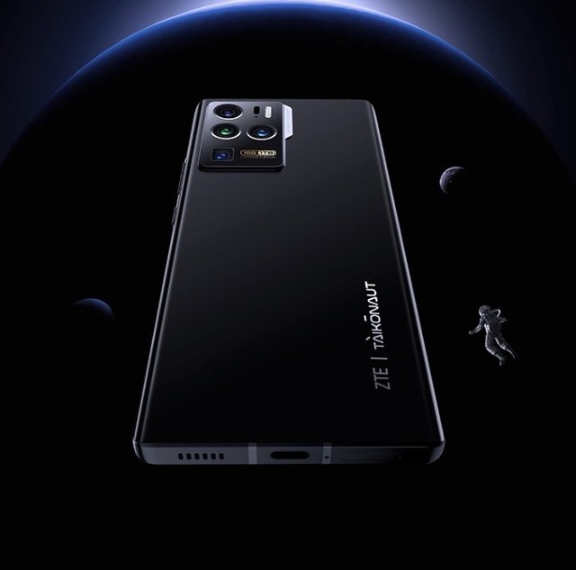 四款性价比旗舰级手机 买了不后悔