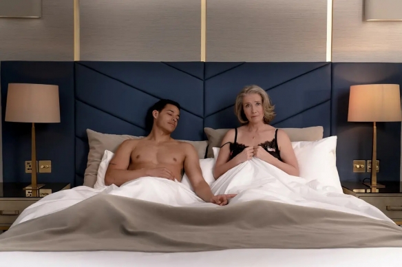 《帝国》杂志评选2022最佳电影Top20《雷神4》上榜