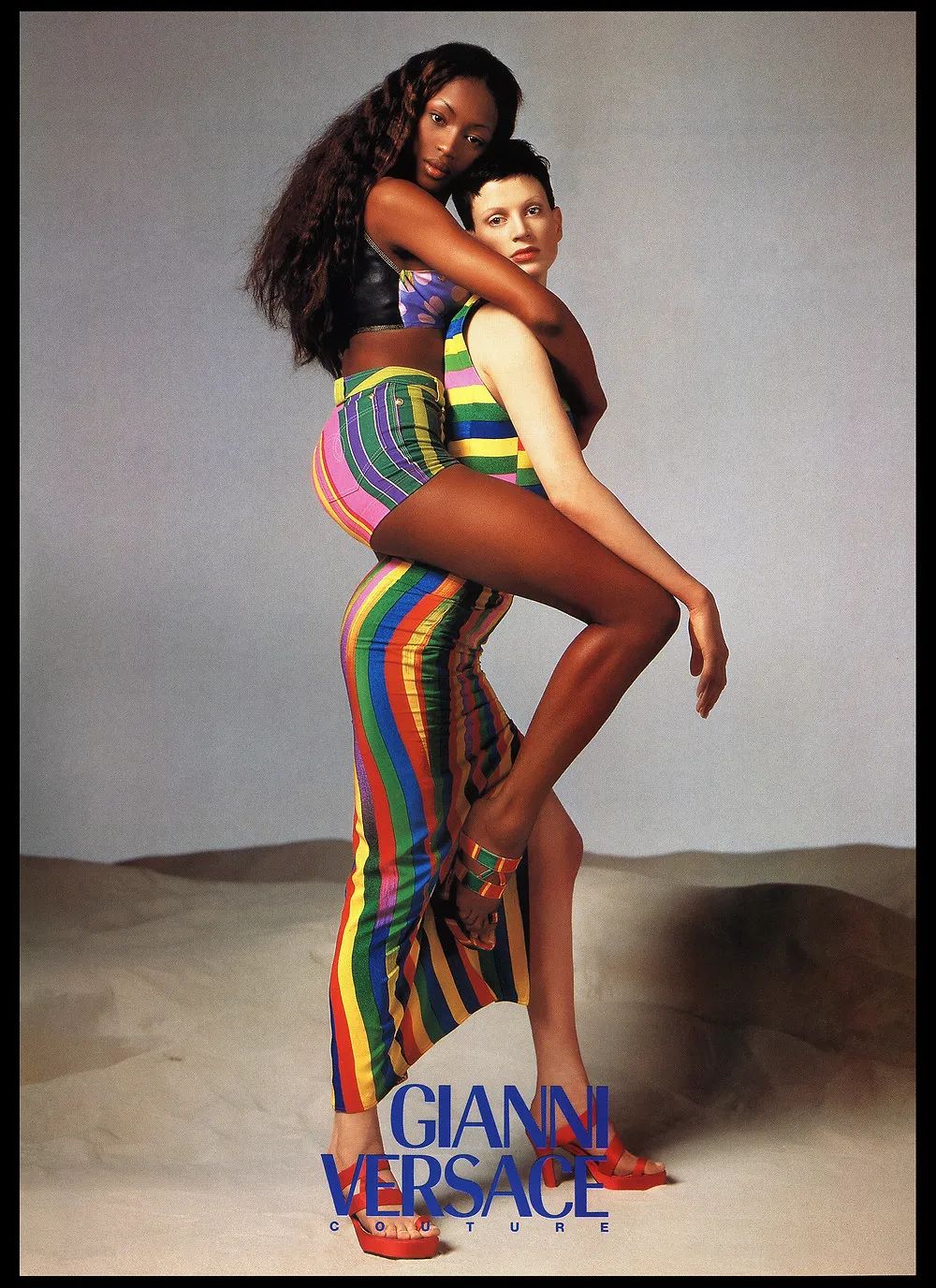 曾被称作“超级丑模”的她，凭什么57岁还能为时尚大牌闭秀？