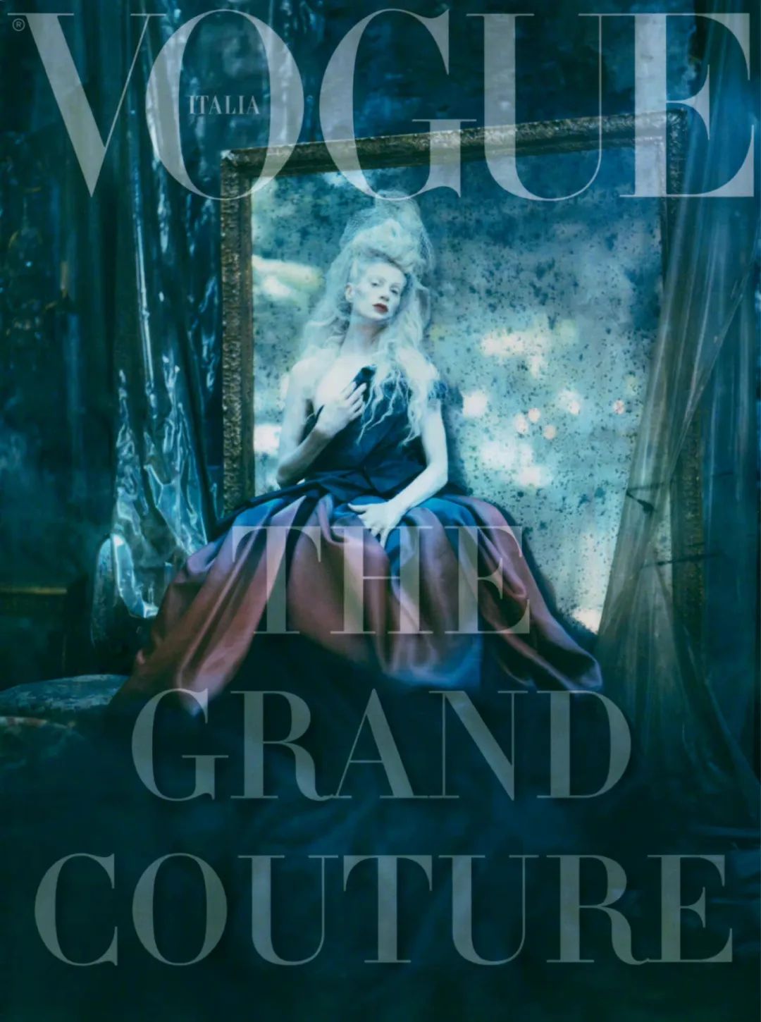 曾被称作“超级丑模”的她，凭什么57岁还能为时尚大牌闭秀？