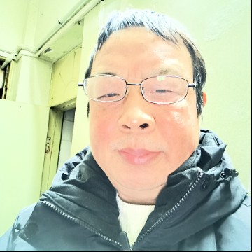 何育华