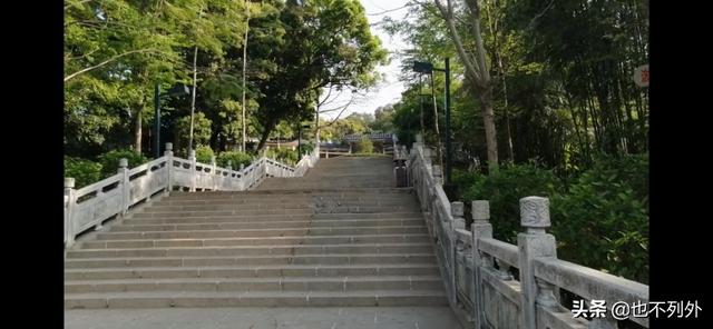 中山火炬开发区张家边公园，景色宜人