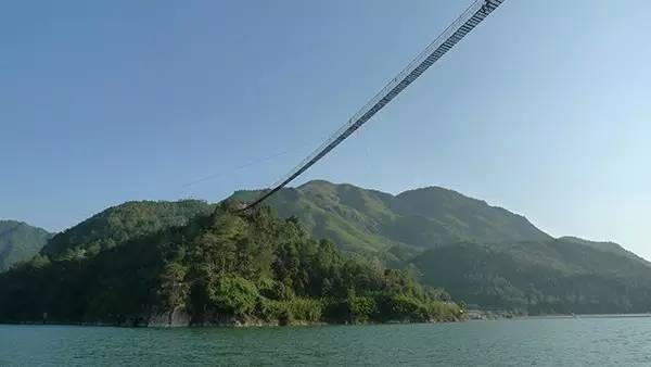 泰顺白鹤山庄铁索桥