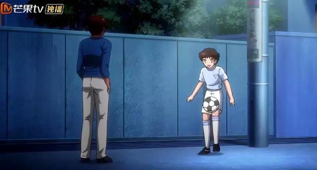 如何快速的画出足球小将太空翼,足球飞起来怎么画(还记得足球小将-大空翼吗) 如何快速的画出足球小将太空翼,足球飞起来怎么画(还记得足球小将-大空翼吗)