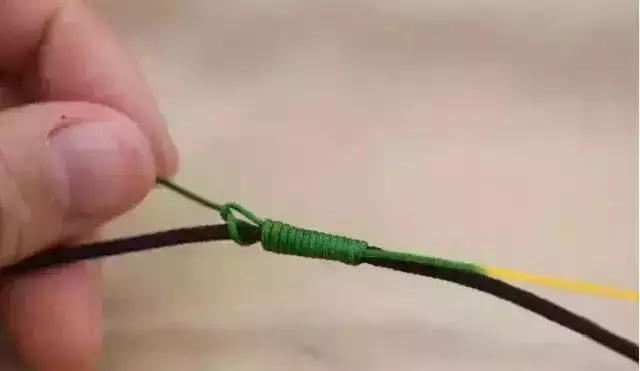  文玩手串怎么系绳，文玩手串编绳打结方法（文玩手串的5种打结方式） 