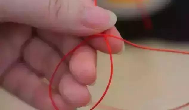  文玩手串怎么系绳，文玩手串编绳打结方法（文玩手串的5种打结方式） 