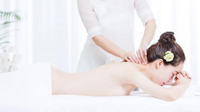 精油开背手法解析，精油开背手法解析图片（60分钟爽得你哇哇叫）