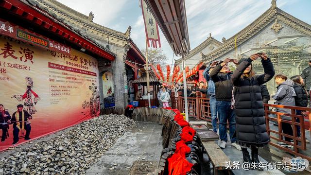 西安摔碗酒是什么酒，西安的摔碗酒是什么意思（ 曾爆红全网的“摔碗酒”）