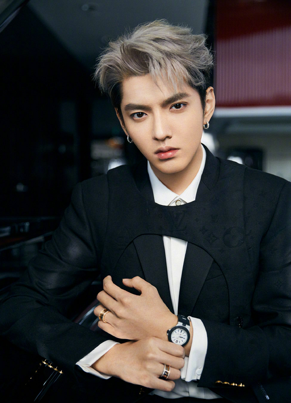 吴亦凡头像微信,吴亦凡头像(吴亦凡被多个女友放锤) 吴亦凡头像微信,吴亦凡头像(吴亦凡被多个女友放锤)