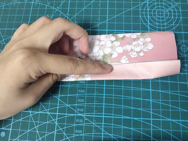 纸扇子的做法，纸扇子的做法描述（教你做5款夏季手工扇）