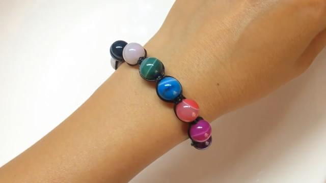 用什么才能做出最好看的手链，带你学习如何制作八大行星样式的手链