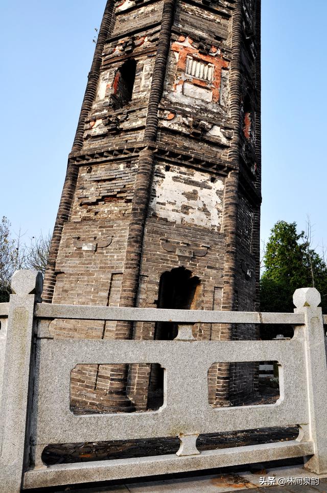 比萨斜塔建筑欣赏，掩藏于九峰十二山的“上海比萨斜塔”