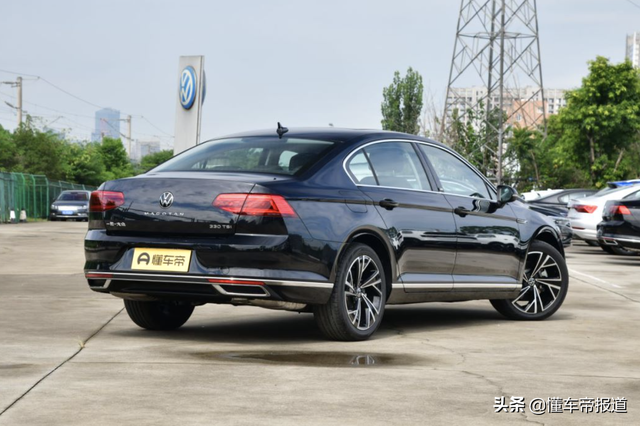 迈腾2021款报价及图片330豪华版，迈腾2021款330豪华版（一汽-大众迈腾30周年纪念版正式上市）