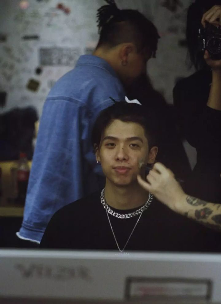 diss大支光光(diss大支歌词)-寅森速头条