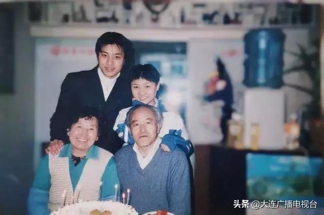 贾乃亮是哪里人，贾乃亮是歌手还是演员（是的，而且是瓦房店）