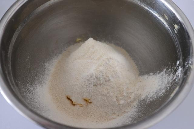 芒果的功效与作用及营养价值，火龙果的功效与作用（三伏天要多吃这水果）