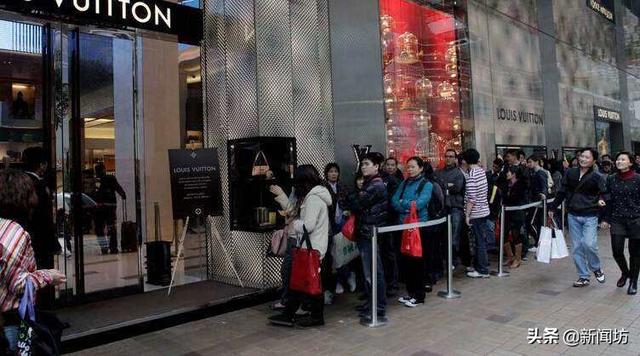 寺库奢侈品为什么贵，寺库上买二手奢侈品包靠谱吗