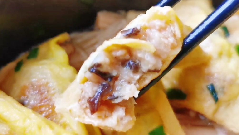 图片[9]-【砂锅五花肉蛋饺】做法步骤图 肥而不腻 上桌就被抢光-起舞食谱网