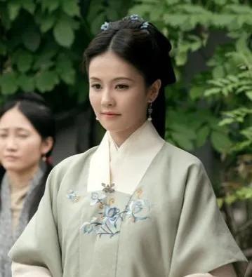 白鹿演过的电视剧，许凯与白鹿一起演的电视剧叫什么名字（励志演员白鹿3年8部女主戏每部都很火）