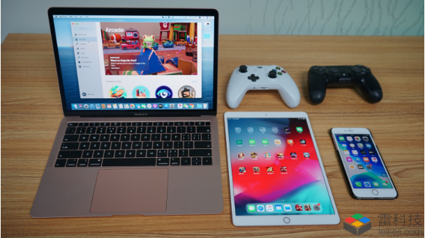 iphone游戏手柄，苹果iPhone游戏手柄怎么样（用Xbox手柄在iPhone、iPad上玩游戏是什么体验）