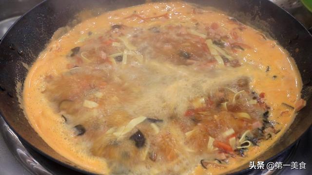酸辣汤的家常做法，酸辣汤的家常做法窍门（厨师长教你在家轻松做出来）