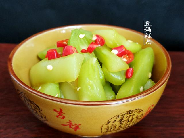 莴笋怎么腌制好吃，如何腌制酱莴笋（清脆爽口的开胃小菜）