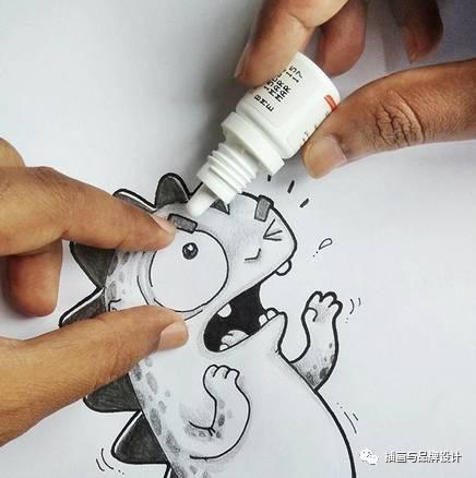 小恐龙怎么画，恐龙怎么画简单又好看（创意手绘丨他画出一只很有戏的小恐龙）