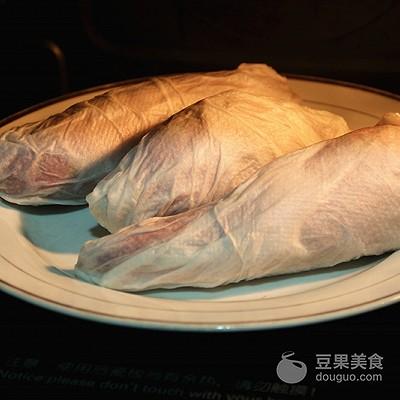陶瓷可以放微波炉吗，普通陶瓷可以放微波炉加热吗（微波炉红薯的做法）