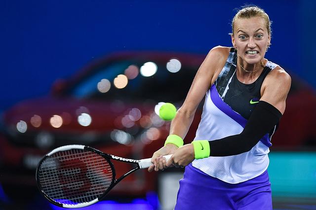 莫妮卡塞莱斯，莫妮卡塞莱斯比（无缘武网决赛令李娜愿望落空）