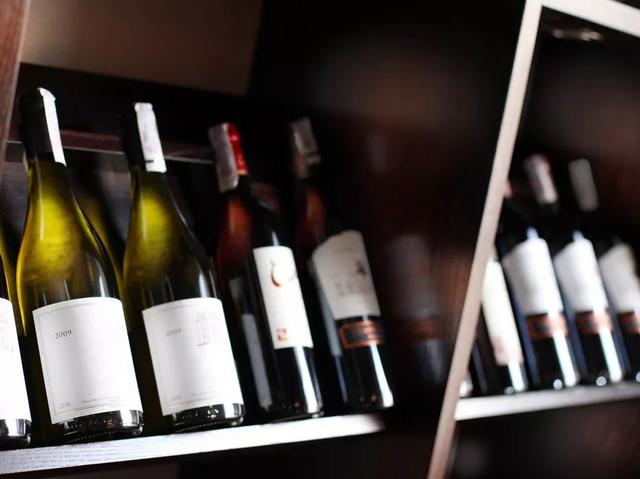 化妆水可以带上高铁吗，化妆水能带上高铁吗（火车站安检升级）