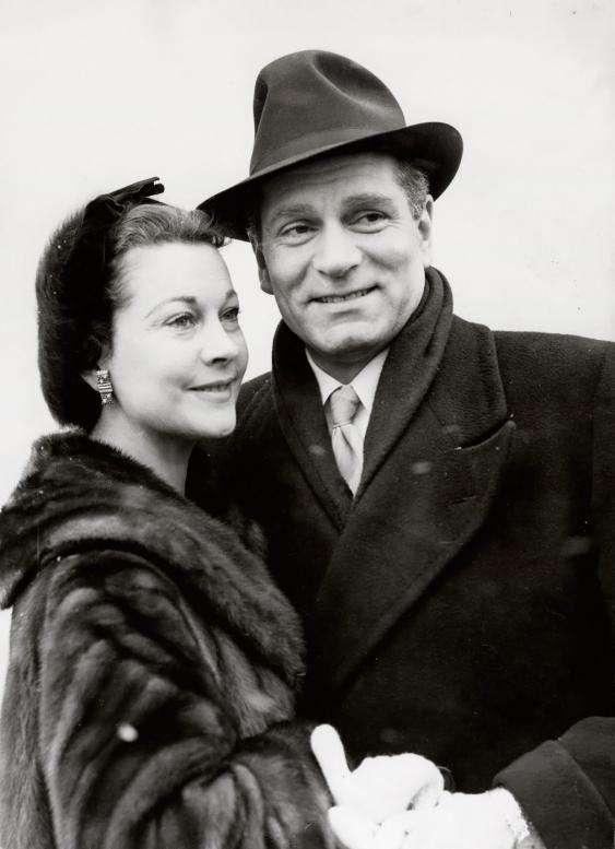 宝莲高黛个人资料，宝莲高黛图片（永失挚爱后变成一个疯女人）