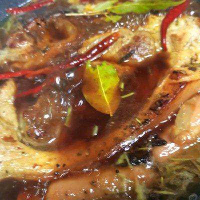 红烧五花肉的做法，红烧五花肉做法（在家也能做出红烧卤味烧肉）