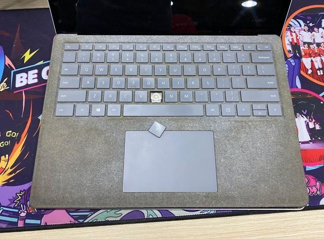 电脑屏幕坏了能维修吗，电脑显示器内屏坏了能修吗（用最少的钱修最惨的电脑）