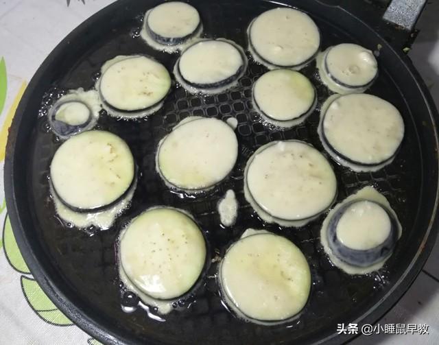 茄饼的家常做法，茄饼的家常做法大全（夏天早餐不用愁）