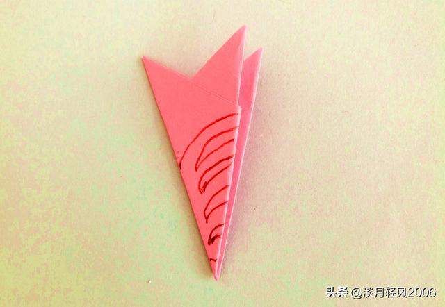 简单的剪纸手工，儿童简单手工剪纸教程（一张纸剪出一朵简单的花朵）