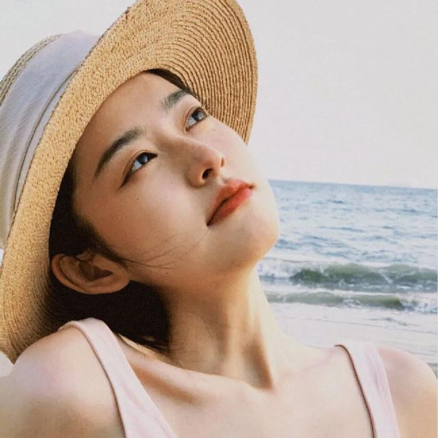 动漫女生头像   今天天气很好适合打打闹闹微信，动漫女生头像   今天天气很好适合打打闹闹，更适合亲亲抱抱（女生：可以获得漂亮并且温柔）