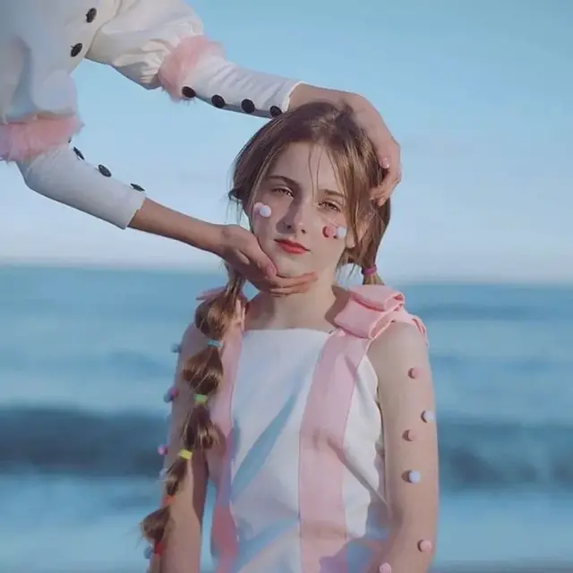 头像女身体部位御姐，念七 帅气御姐部位女生头像微信（暗黑御姐系 ， 欧美头像大全）