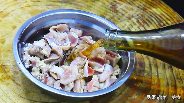 如何炒鸡胗好吃，怎样炒鸡胗好吃（在家能做出饭店味道）