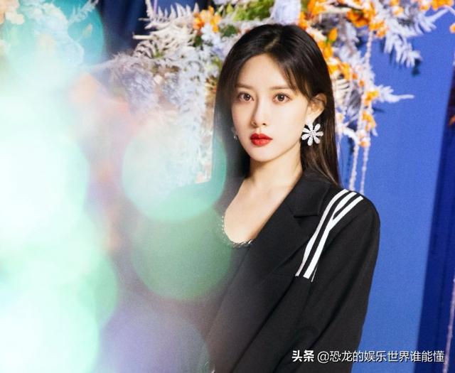 孟子义家庭背景，一年级毕业季孟子义生气走了（一双明眸大眼遗传了父母优质基因）