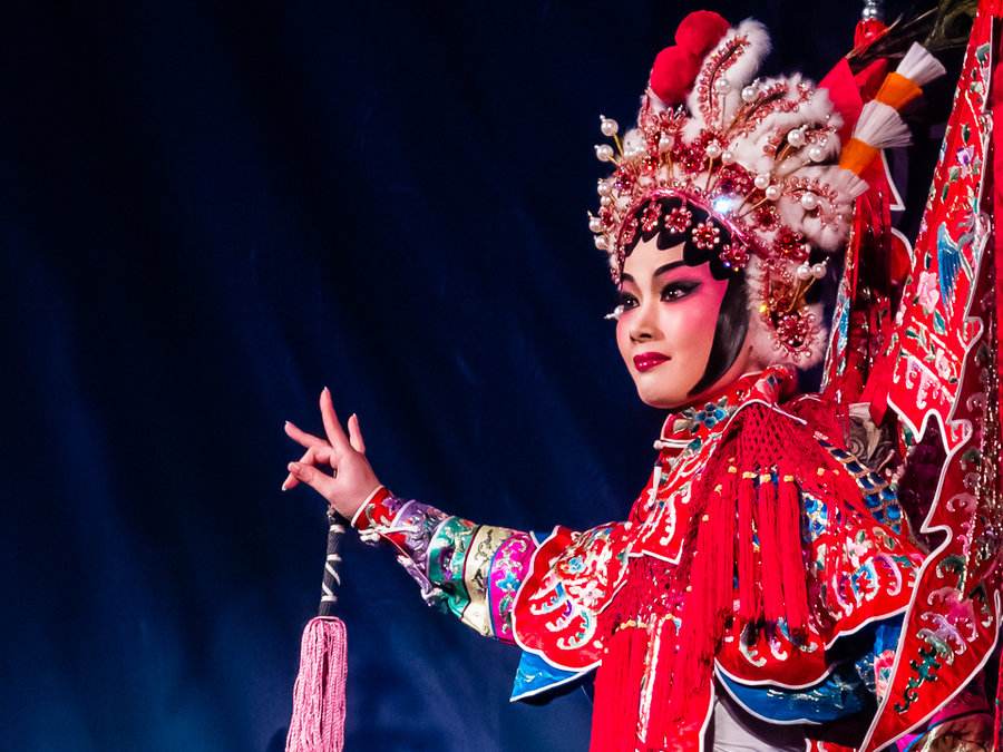 粤剧行当粤剧行当原为十大行当—末(老生),二净(花