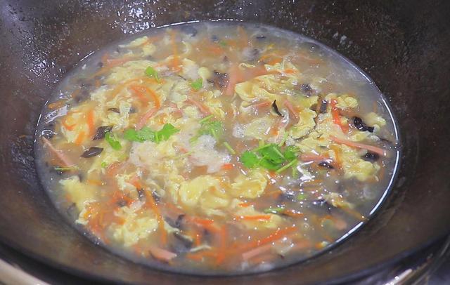 减肥能吃粉丝吗，减肥期间可以吃多少克粉丝（天暖了建议大家：常吃3样）