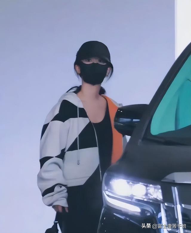 肖战有没有绯闻，杨紫肖战再传绯闻，网友：离谱